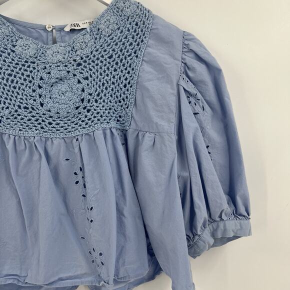 Zara Blue Cotton Top Crochet Eyelet Lace Floral Cutout Puff Sleeve Size Small - Picture 4 of 9